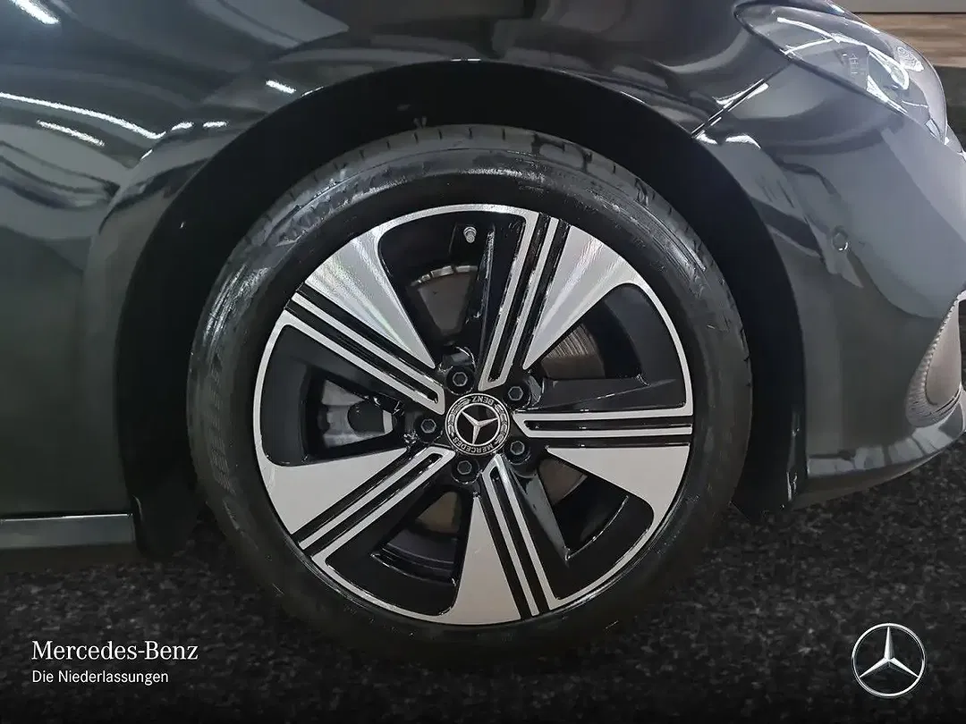 Mercedes-Benz CLA 250 Progressive Night - Thumbnail 5