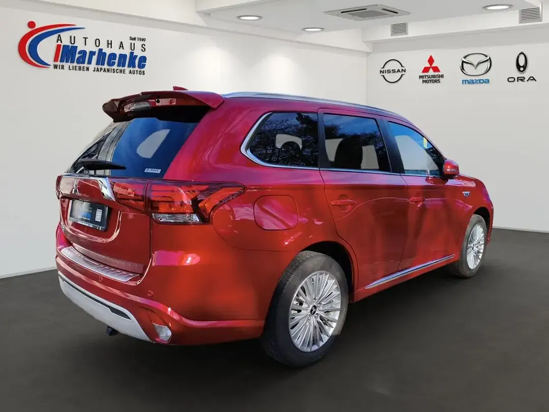 Mitsubishi Outlander 2.4 PHEV Hybrid 4WD Spirit - Thumbnail 3