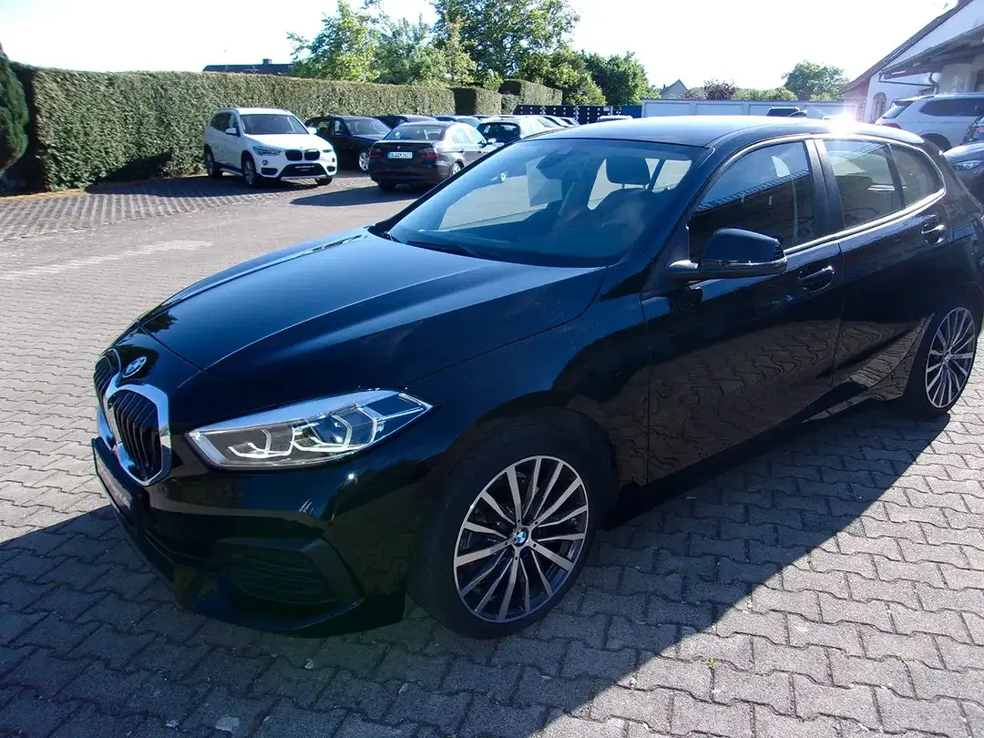 BMW 118 Advantage - Thumbnail 2