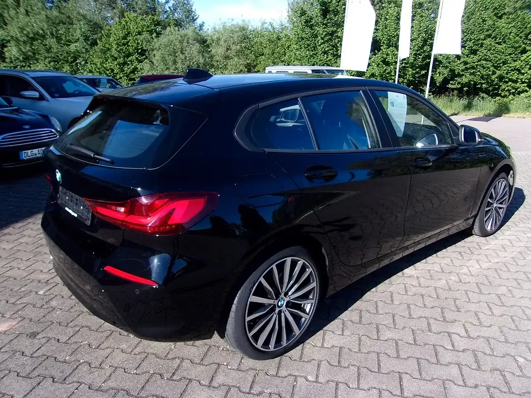 BMW 118 Advantage - Thumbnail 4
