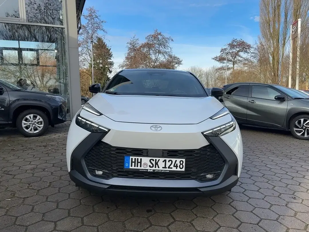 Toyota C-HR Hybrid Teamplayer - Thumbnail 6