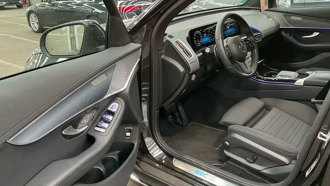 Mercedes-Benz EQC 400 4MATIC - Thumbnail 5