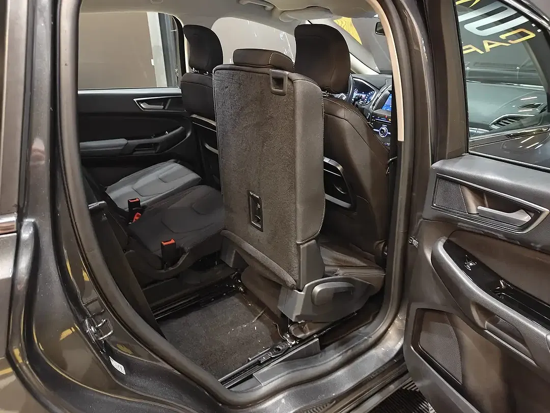 Ford S-Max 2.0 4x4 Titanium - Thumbnail 22