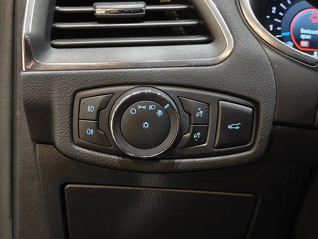 Ford S-Max 2.0 4x4 Titanium - Thumbnail 39