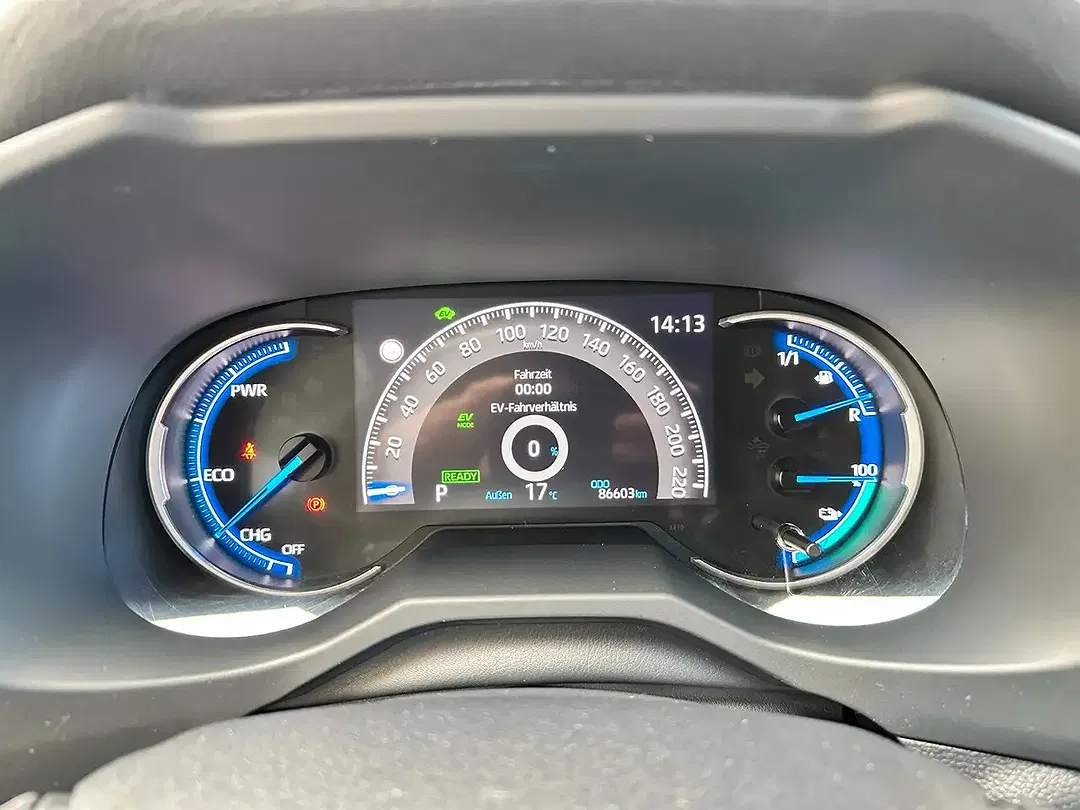 Suzuki Across Hybrid Comfort+ - Thumbnail 13