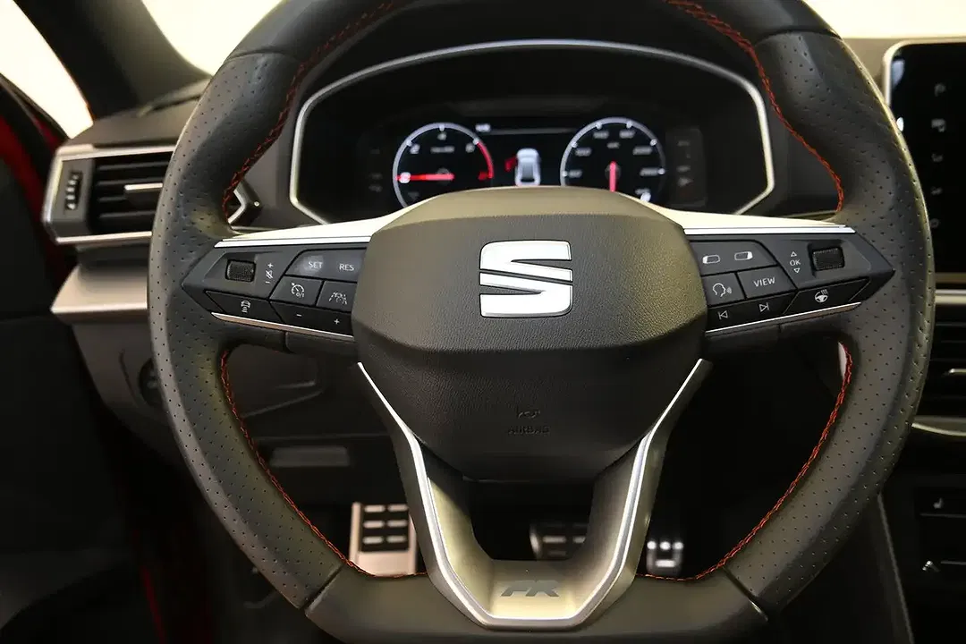SEAT Tarraco PHEV DSG FR - Thumbnail 4