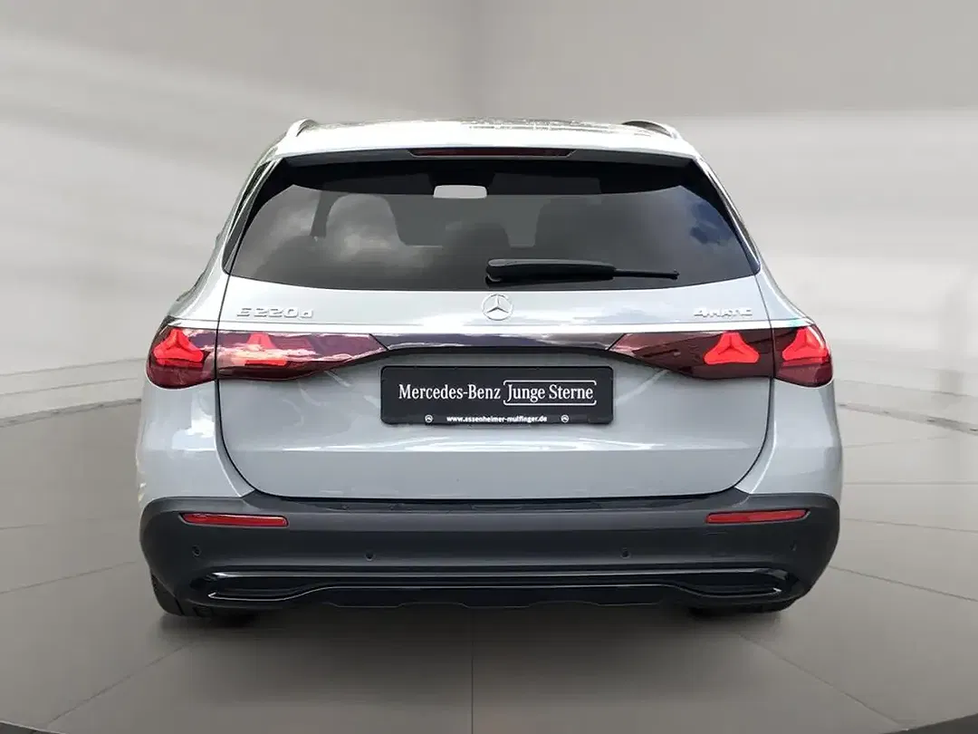Mercedes-Benz E 220 4MATIC AMG MBUX All-Terrain Avantgarde - Thumbnail 4
