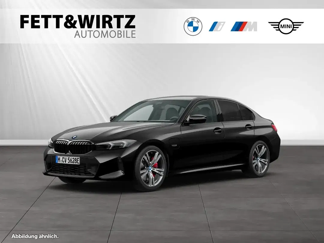 BMW 320 M Sport - Thumbnail 1