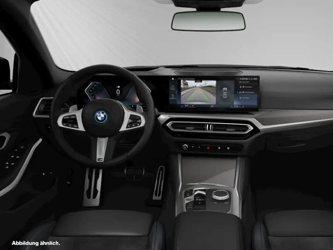 BMW 320 M Sport - Thumbnail 4