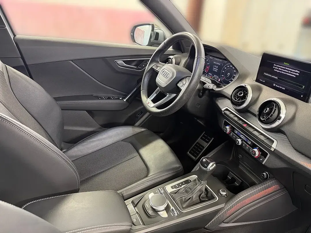 Audi SQ2 quattro Matrix LED - foto 15