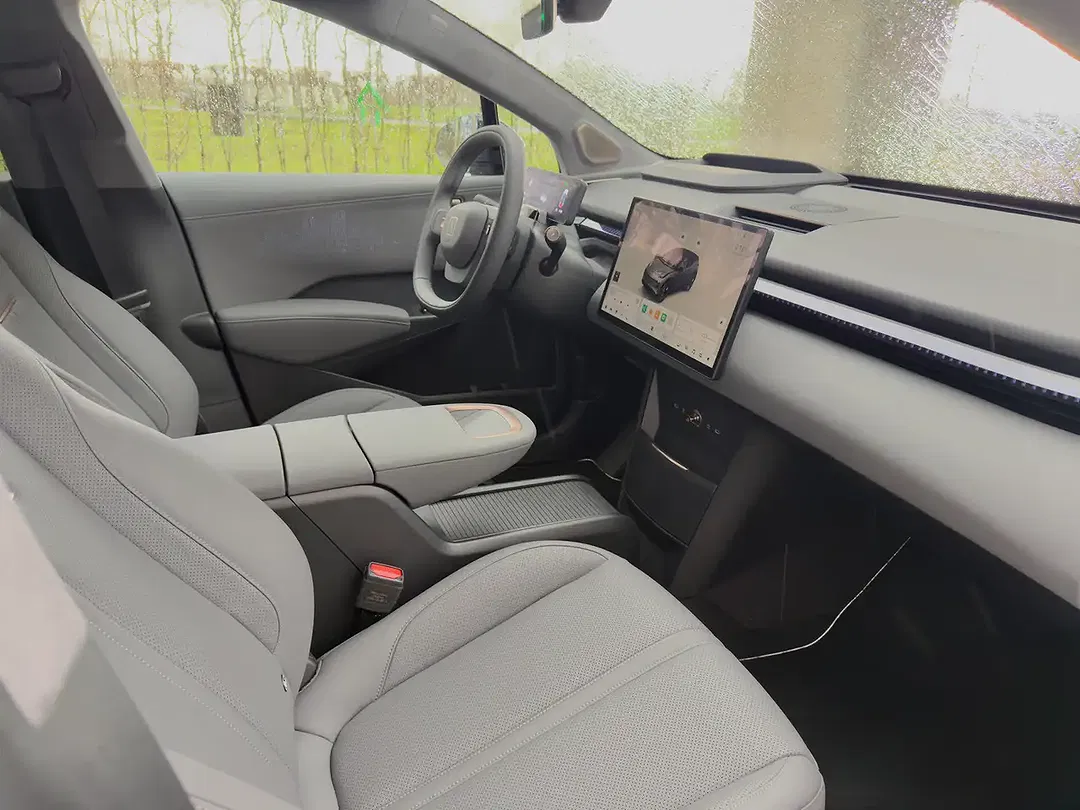 Zeekr X - Thumbnail 13