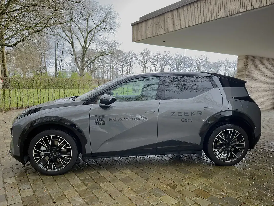 Zeekr X - Thumbnail 3