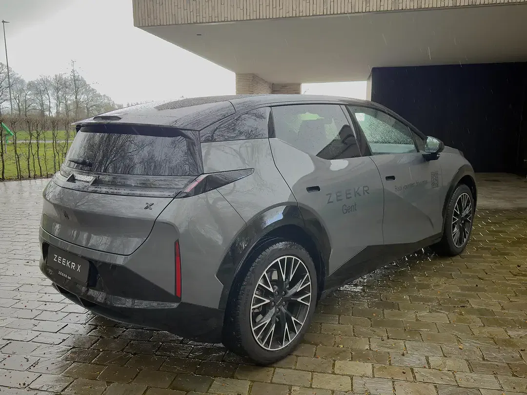 Zeekr X - Thumbnail 4