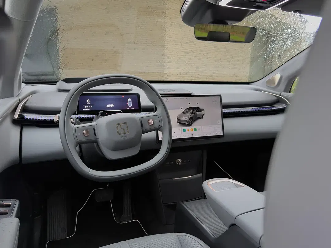 Zeekr X - Thumbnail 9