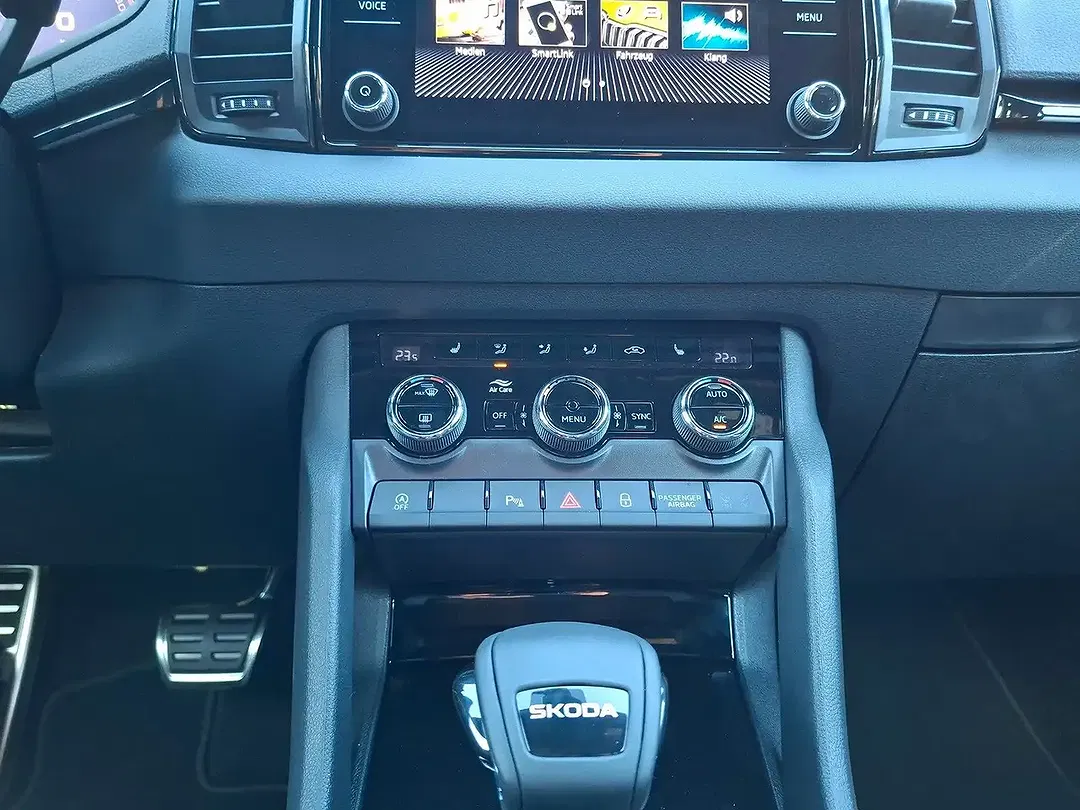 Skoda Karoq 1.5 TSI Sportline - Thumbnail 10