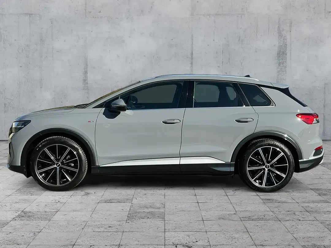 Audi Q4 e-tron 40 Matrix LED S line - Thumbnail 3