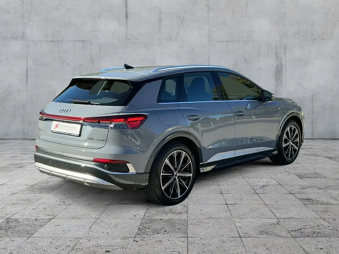 Audi Q4 e-tron 40 Matrix LED S line - Thumbnail 5