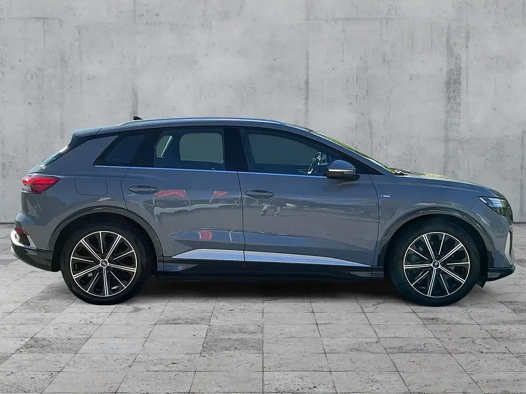 Audi Q4 e-tron 40 Matrix LED S line - Thumbnail 6