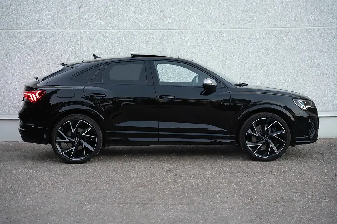 Audi RS Q3 2.5 TFSI Matrix LED Sportback - Thumbnail 9