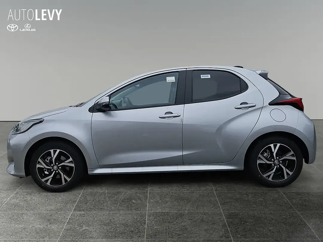 Toyota Yaris 1.5 Teamplayer - Thumbnail 2