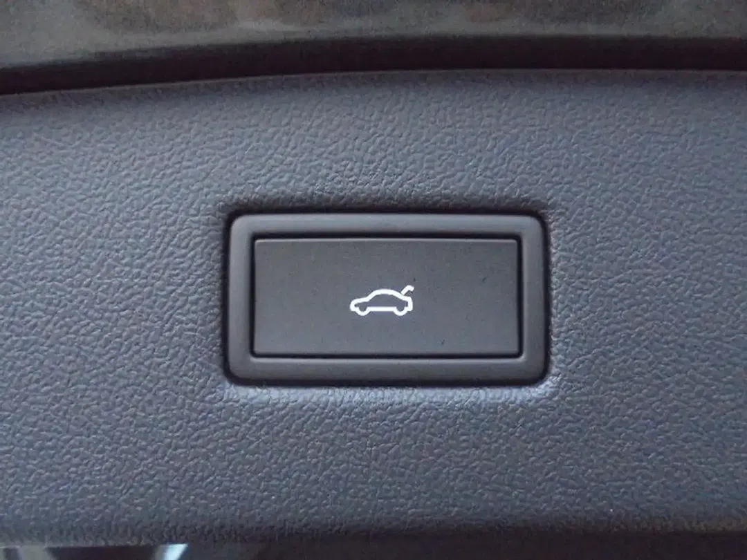 Ford Capri Extended Range Premium - Thumbnail 9
