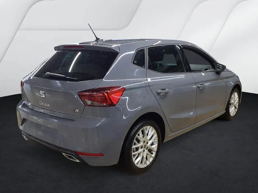 SEAT Ibiza 1.0 TSI DSG FR - foto 2