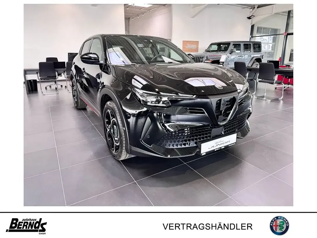 Alfa Romeo Junior 1.2 VGT Ibrida Speciale - foto 2