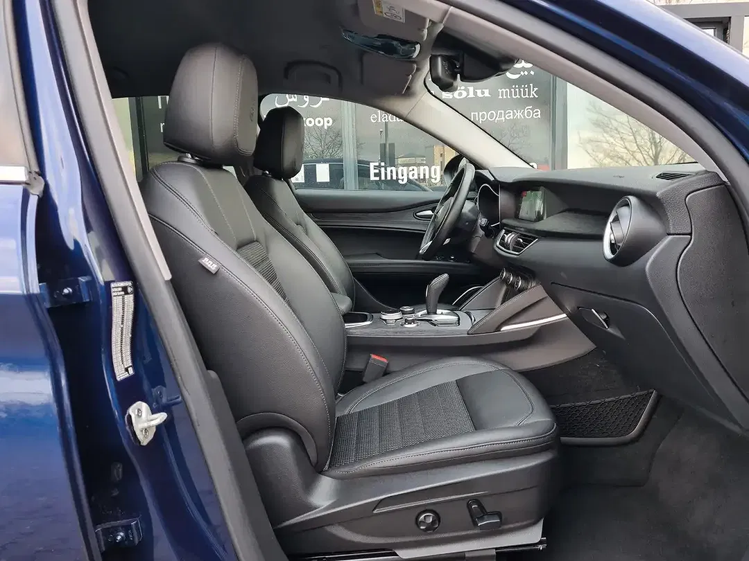 Alfa Romeo Stelvio Q4 Super - Thumbnail 14