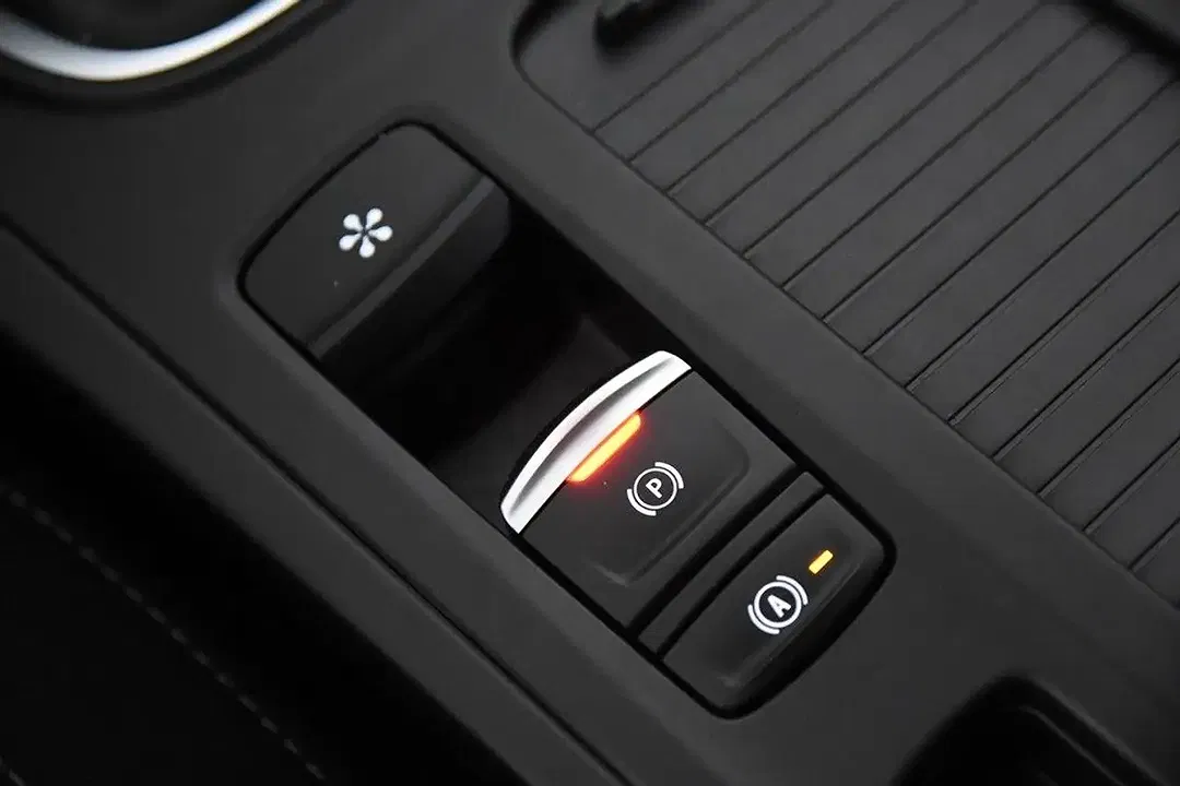 Renault Megane - Thumbnail 14