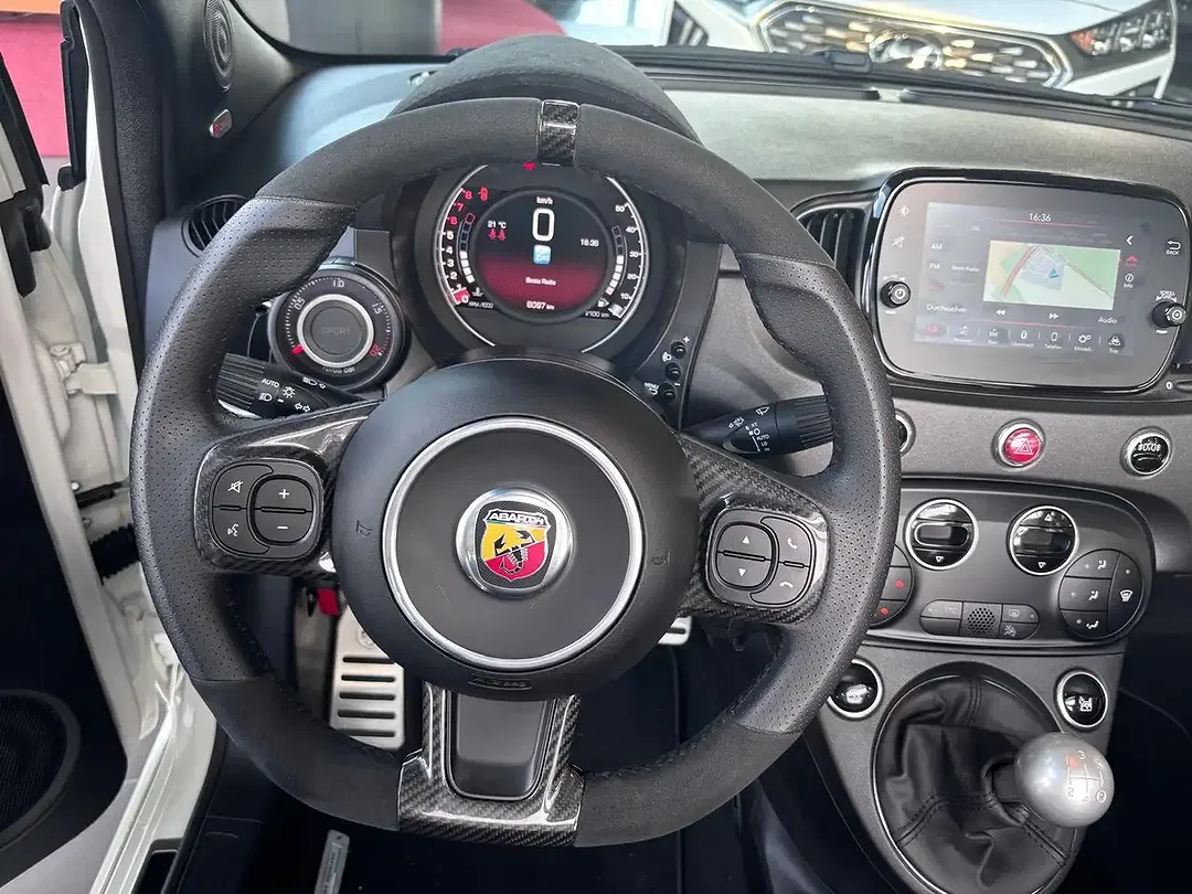 Abarth 695C - foto 15