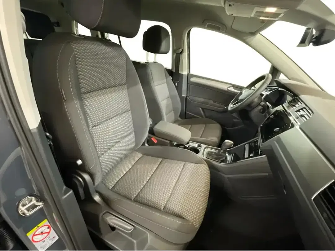 Volkswagen Touran 1.5 TSI DSG Comfortline Edition - Thumbnail 10