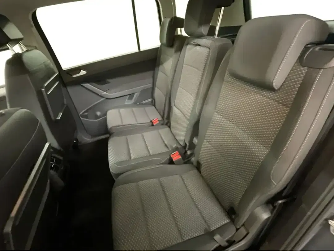 Volkswagen Touran 1.5 TSI DSG Comfortline Edition - Thumbnail 11
