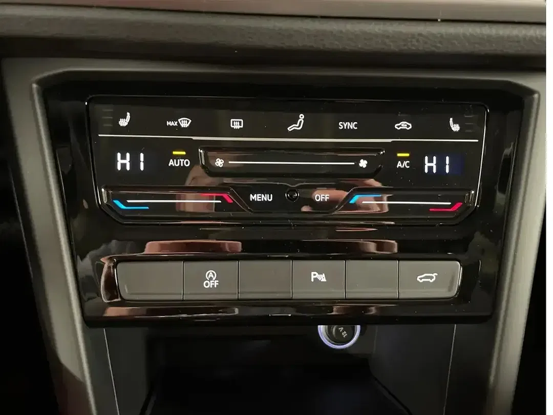 Volkswagen Touran 1.5 TSI DSG Comfortline Edition - Thumbnail 12