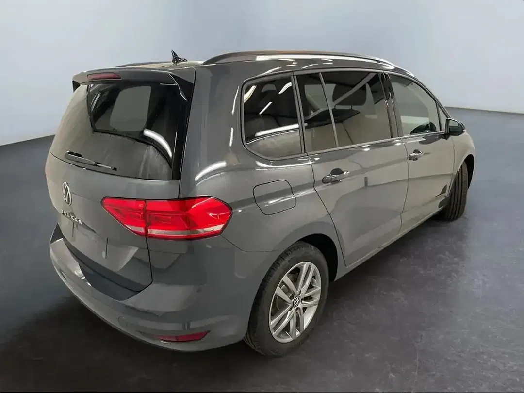 Volkswagen Touran 1.5 TSI DSG Comfortline Edition - Thumbnail 6