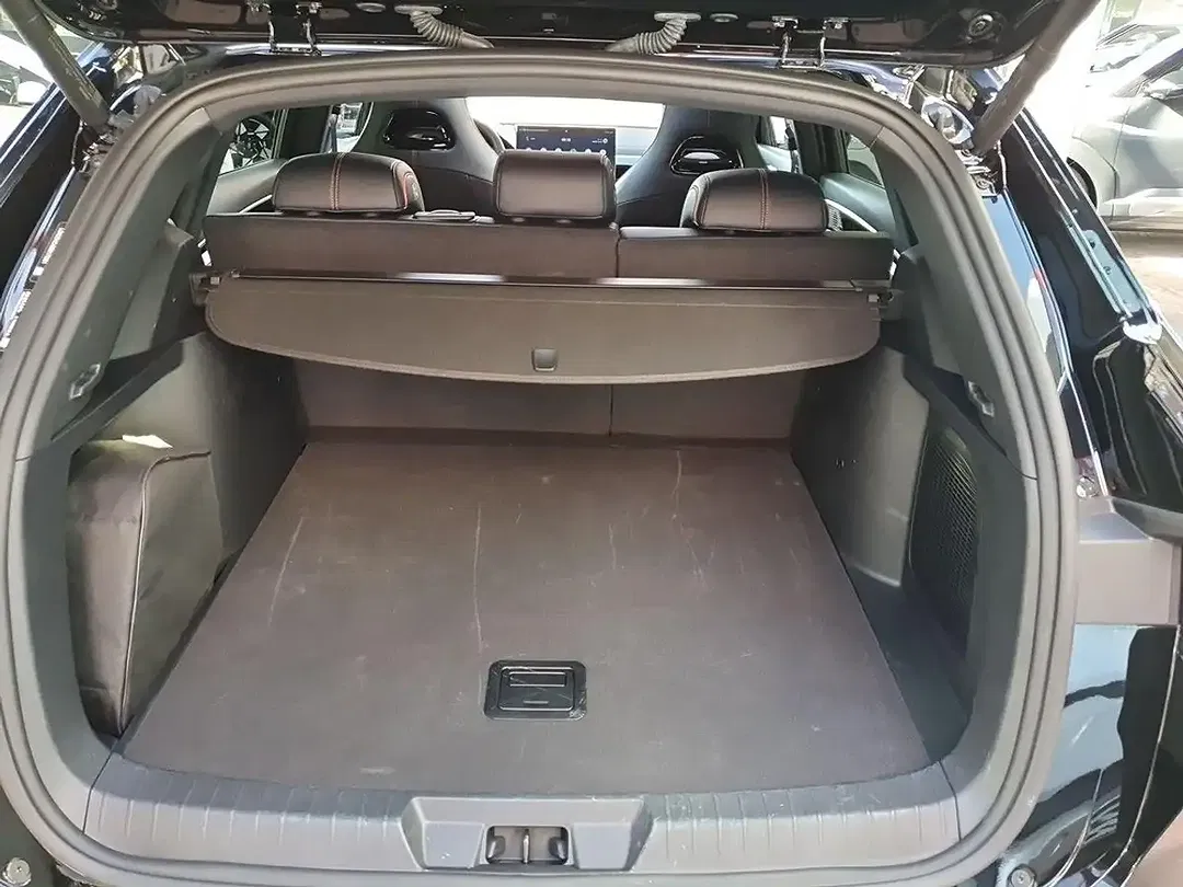 BYD Seal U 1.5 DM-i PHEV AWD Design - Thumbnail 13