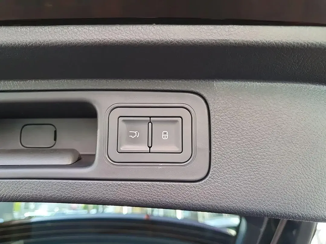 BYD Seal U 1.5 DM-i PHEV AWD Design - Thumbnail 14