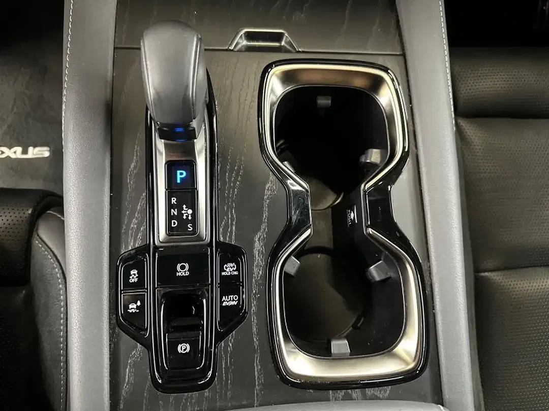 Lexus RX 450h PHEV - Thumbnail 22