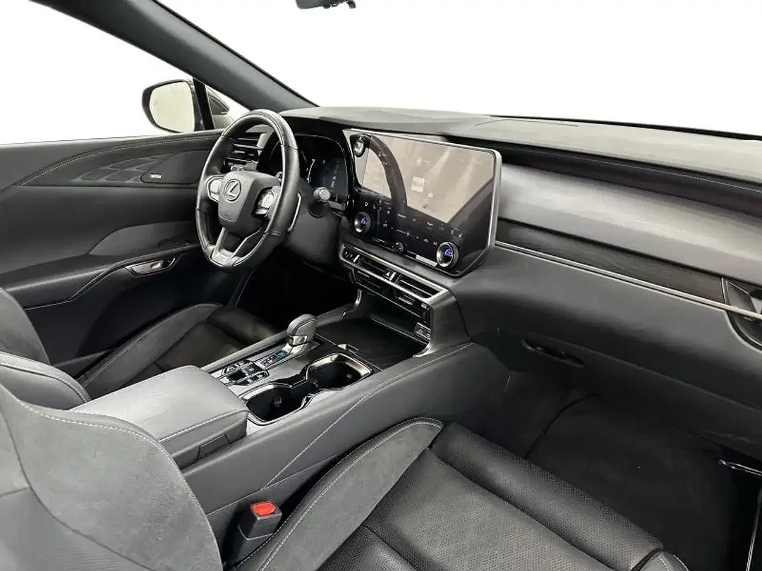Lexus RX 450h PHEV - Thumbnail 6