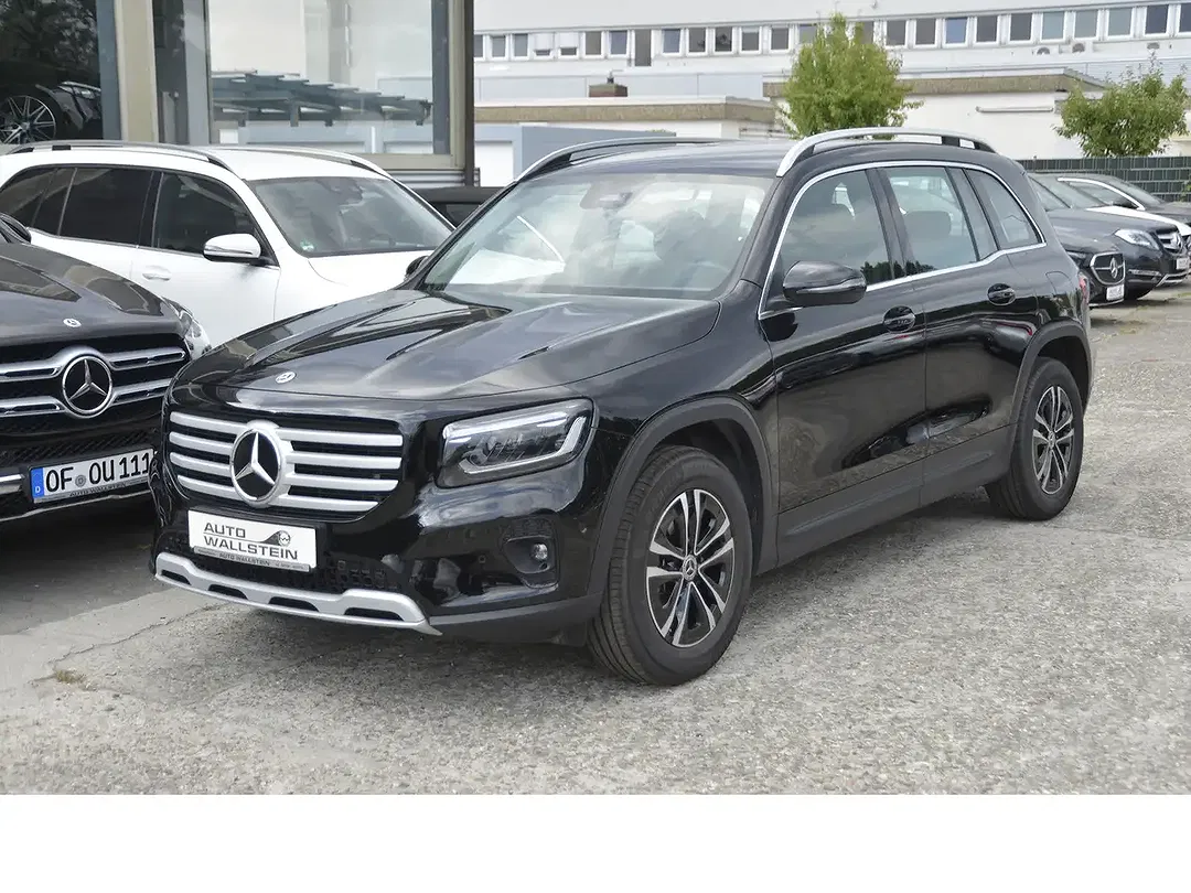 Mercedes-Benz GLB 180 - Thumbnail 4