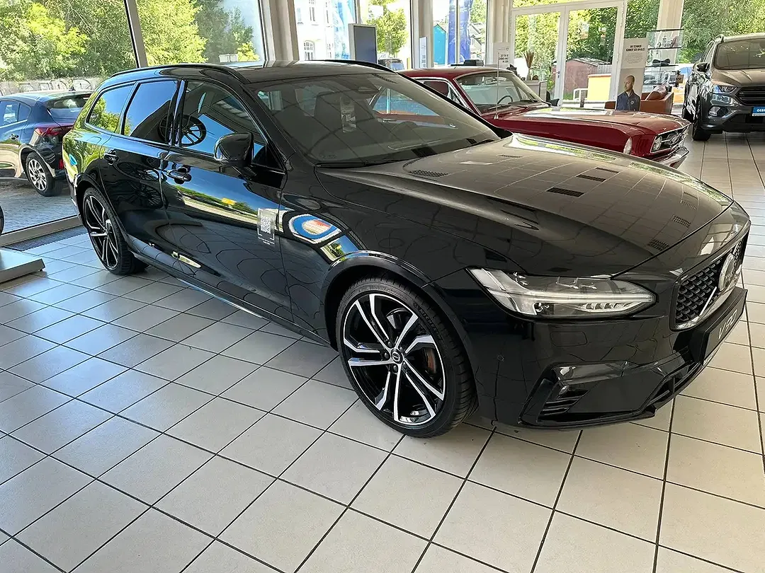 Volvo V90 B4 Ultimate Dark - Thumbnail 4