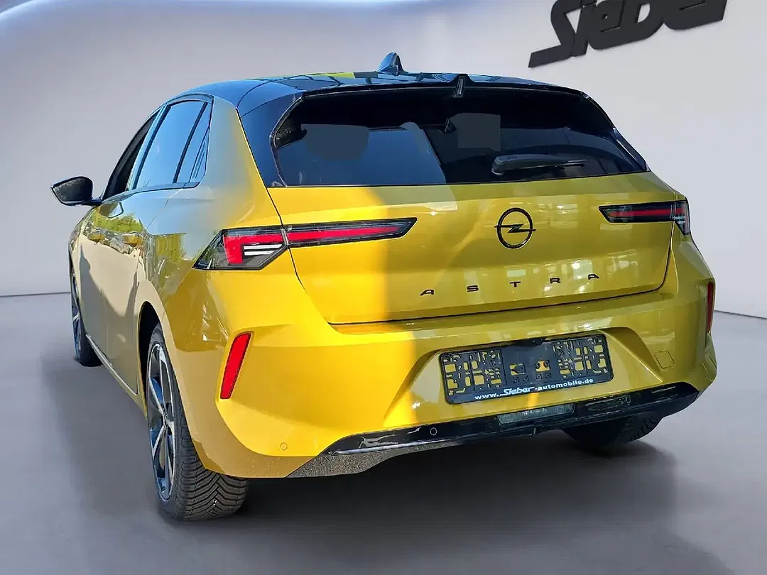 Opel Astra 1.2 Turbo GS - Thumbnail 4