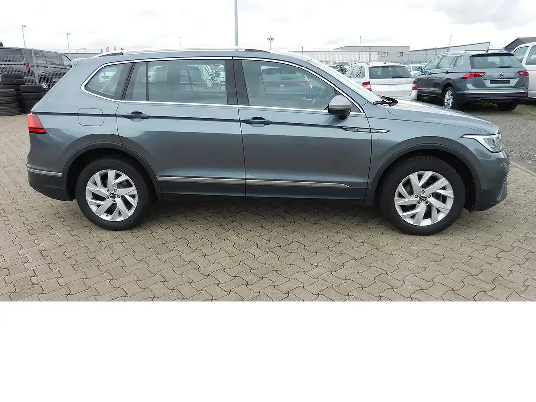 Volkswagen Tiguan Allspace 1.5 TSI DSG Life - Thumbnail 2