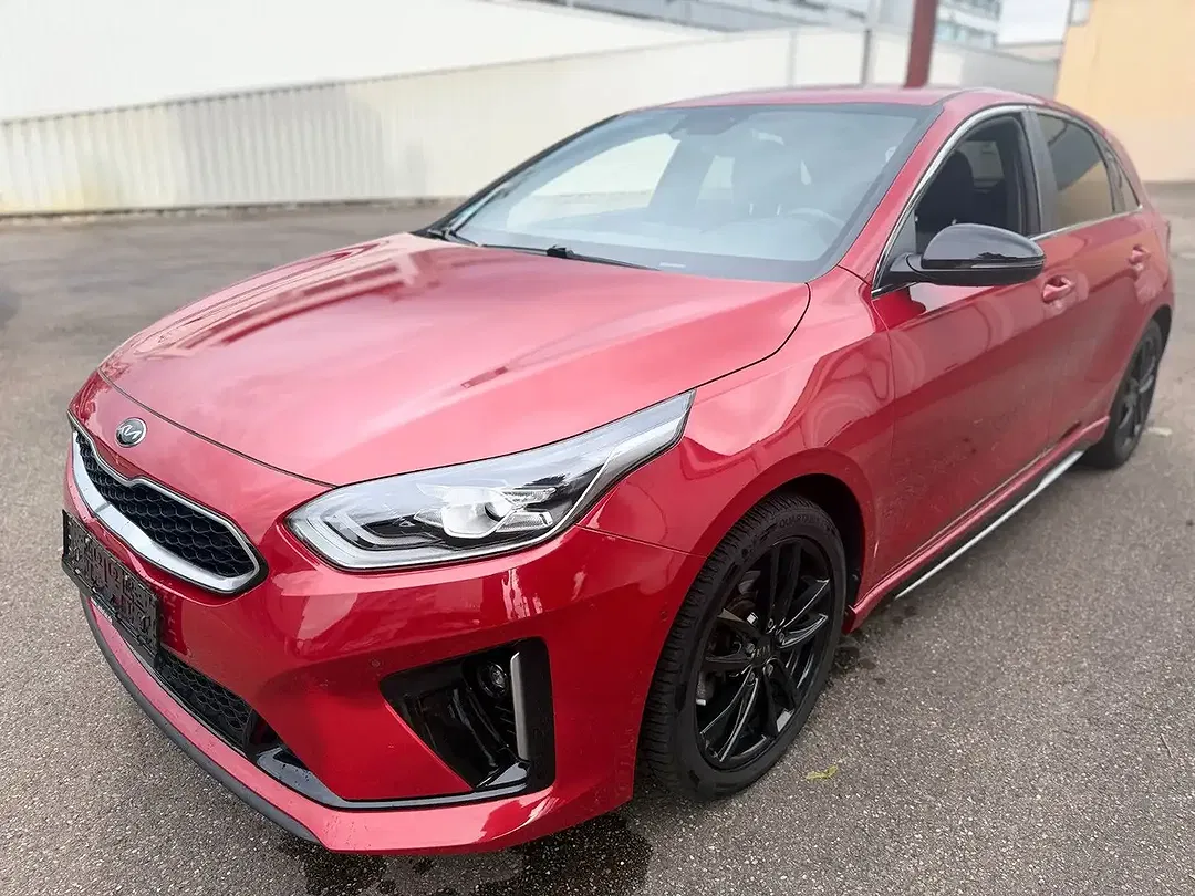 Kia Ceed / cee'd GT-Line - foto 1
