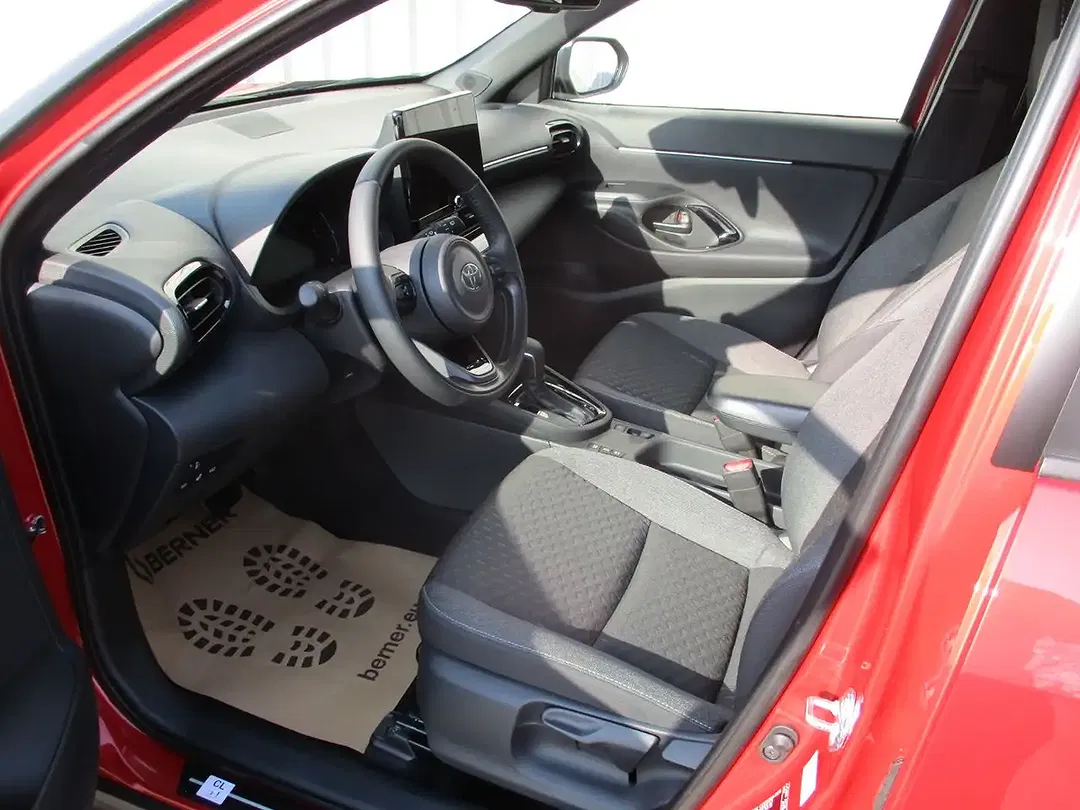 Toyota Yaris Cross 1.5 VVT-i AUT Hybrid Active - Thumbnail 8