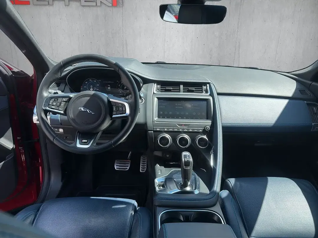 Jaguar E-Pace 4x4 R-Dynamic HSE - Thumbnail 12