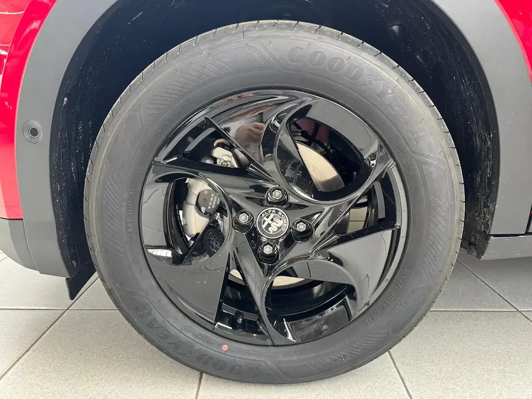 Alfa Romeo Junior 1.2 Ibrida - foto 2