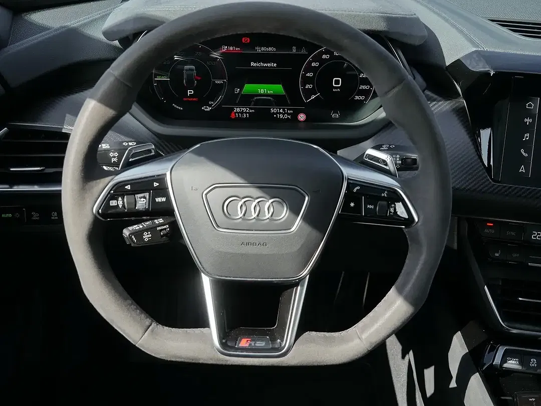 Audi RS e-tron GT quattro - Thumbnail 8