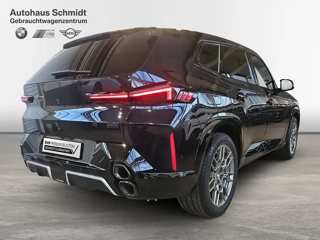 BMW XM - Thumbnail 3