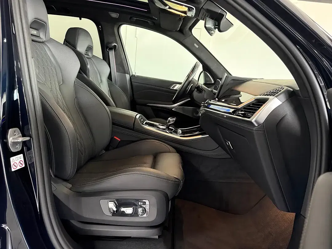 BMW X5 M xDrive - Thumbnail 8