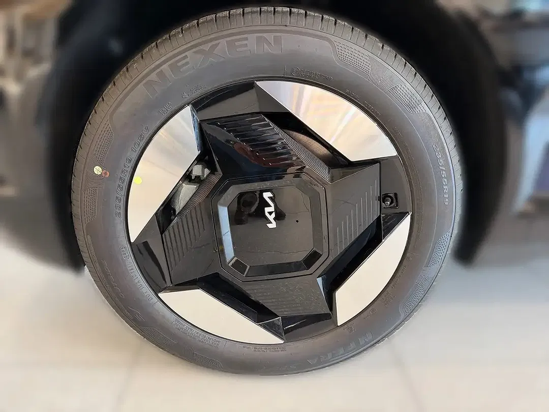 Kia EV5 81.4 kWh Earth - Thumbnail 4